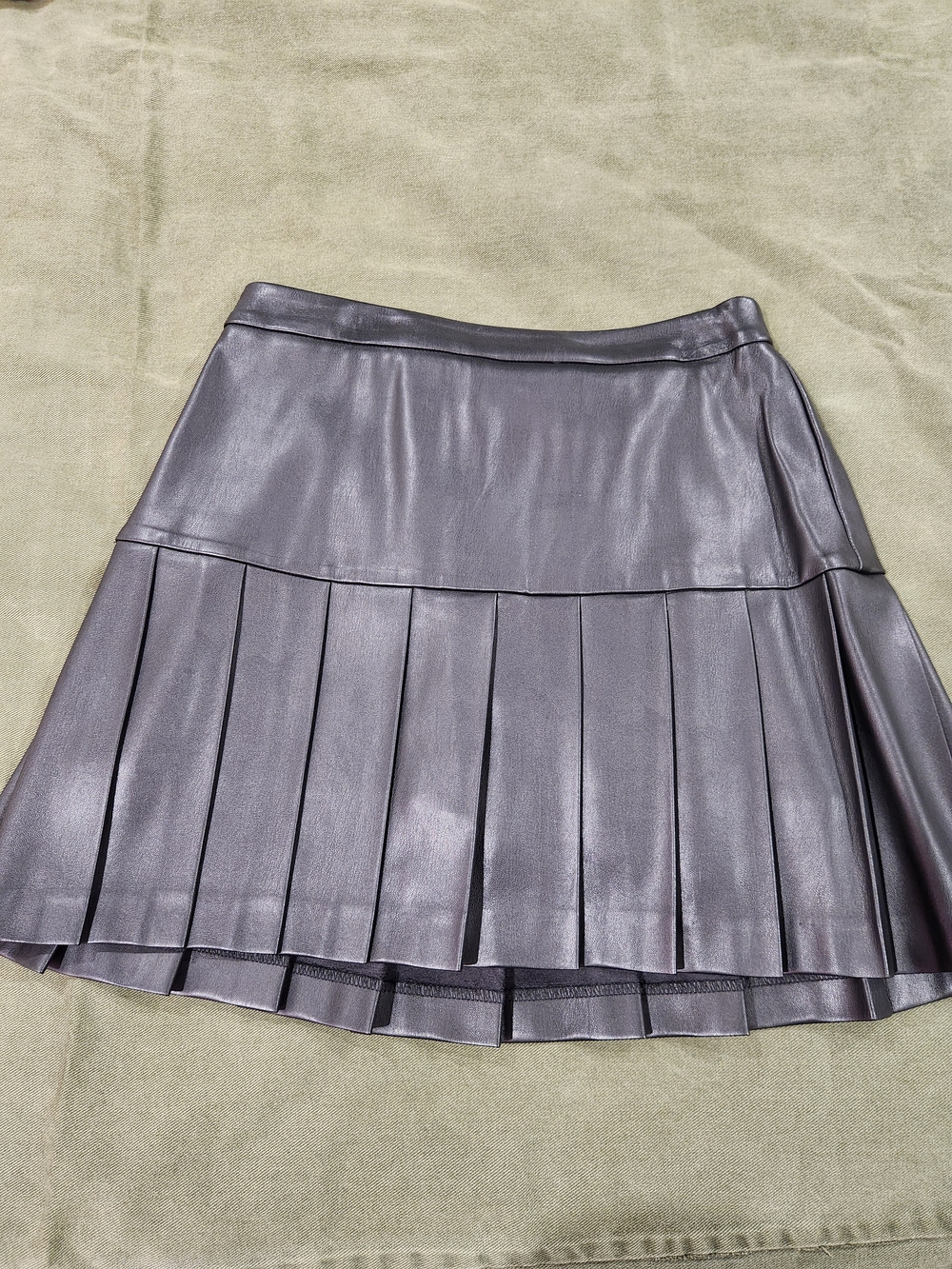 Pleated Faux Leather Mini Skirt - Black